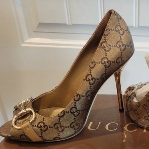 Gucci Peeptoe heels- Authentic size 8